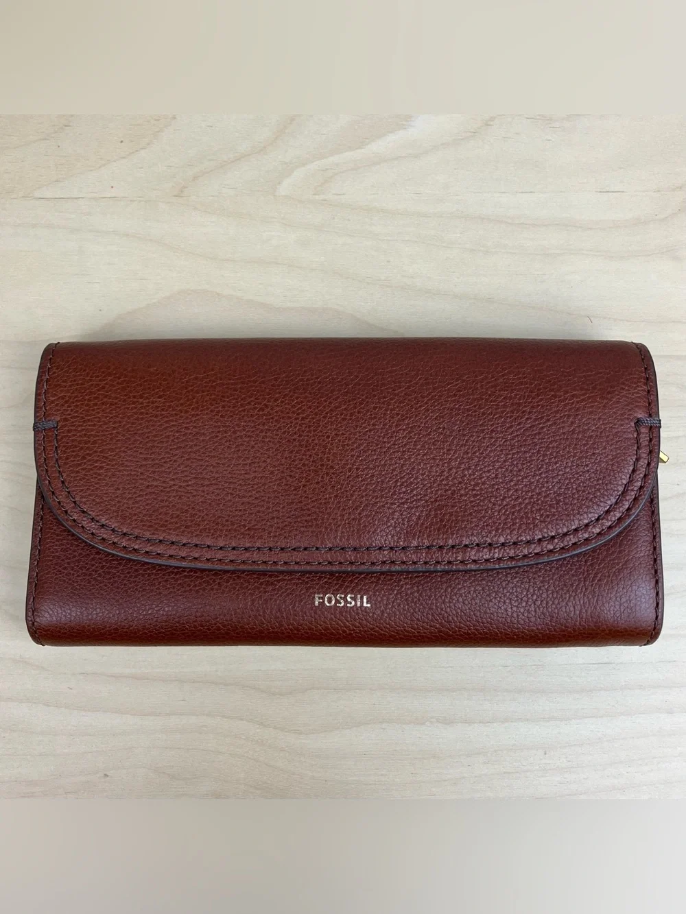 Fossil Cleo Clutch Wallet Card Holder Brown Leather Zipper Pockets Snap Closure